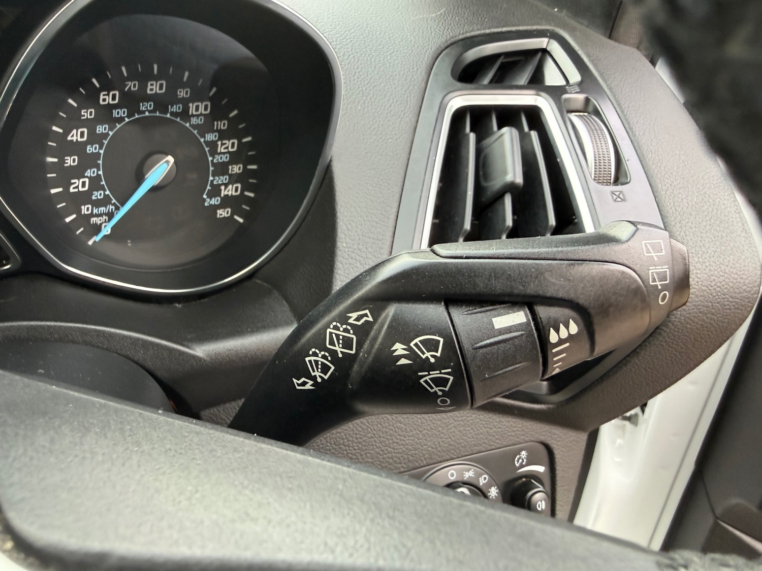 Used Ford Kuga 2015 for sale - 76958617: Photo 45