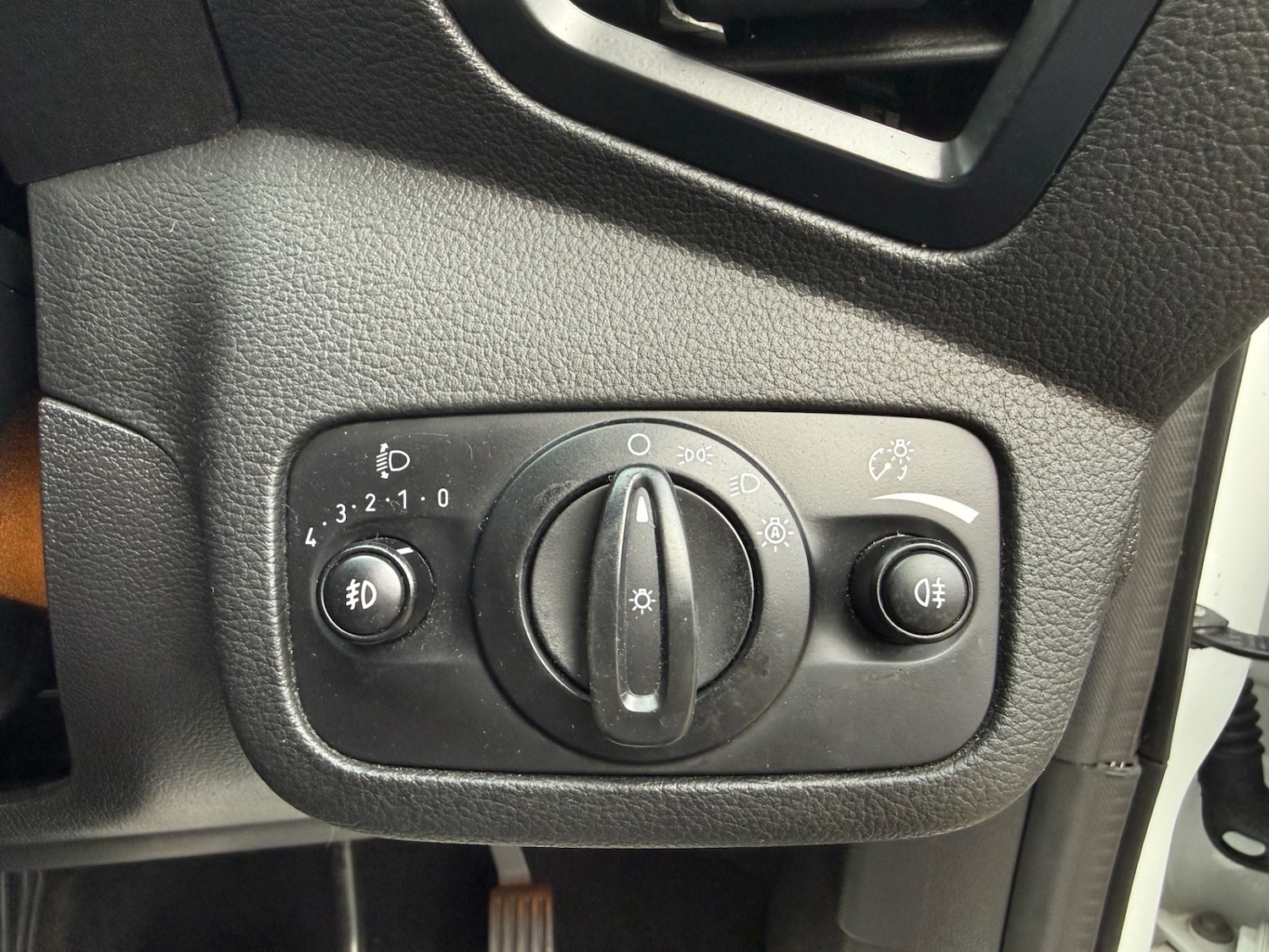 Used Ford Kuga 2015 for sale - 76958617: Photo 46