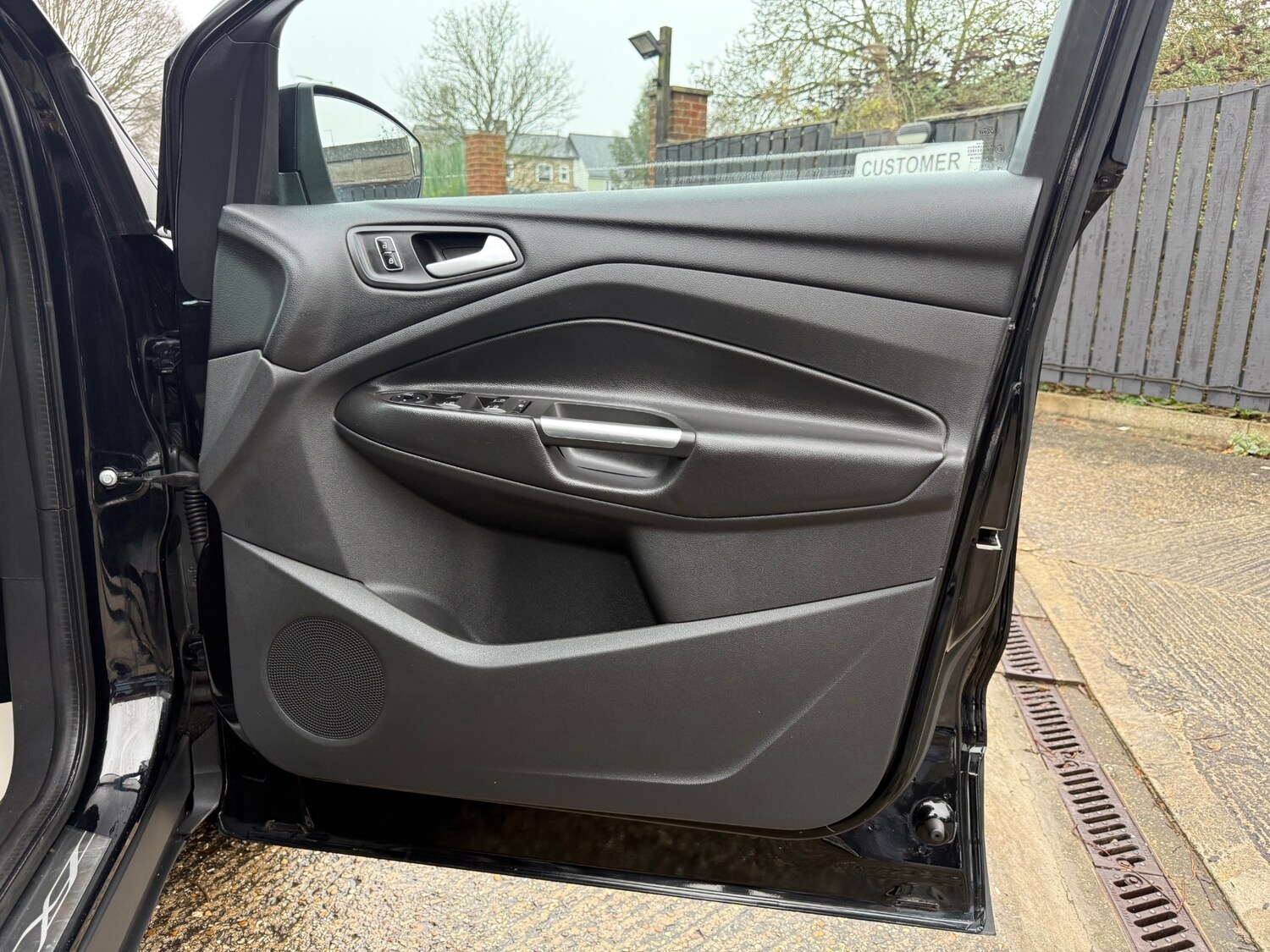 Used Ford Kuga 2015 for sale - 77502282: Photo 15