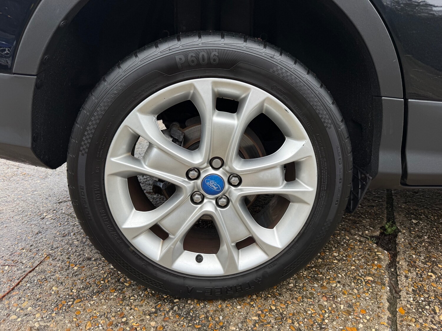 Used Ford Kuga 2015 for sale - 77502282: Photo 32