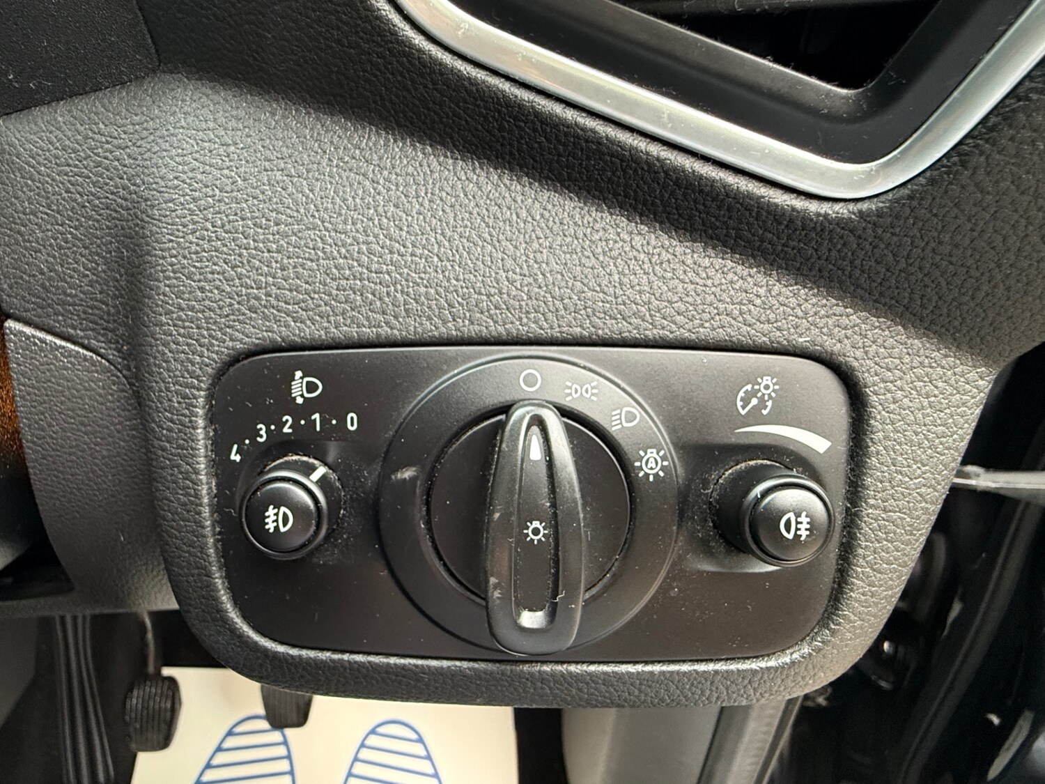 Used Ford Kuga 2015 for sale - 77502282: Photo 42