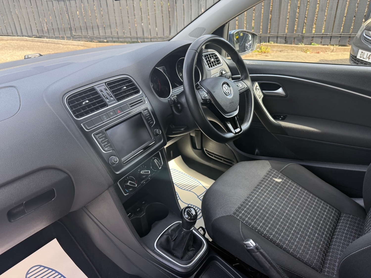 Used Volkswagen Polo 2015 for sale - 78191040: Photo 16