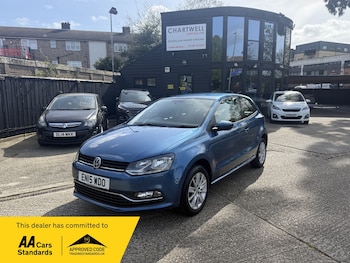 Used Volkswagen Polo 2015 for sale - 78191040: Photo