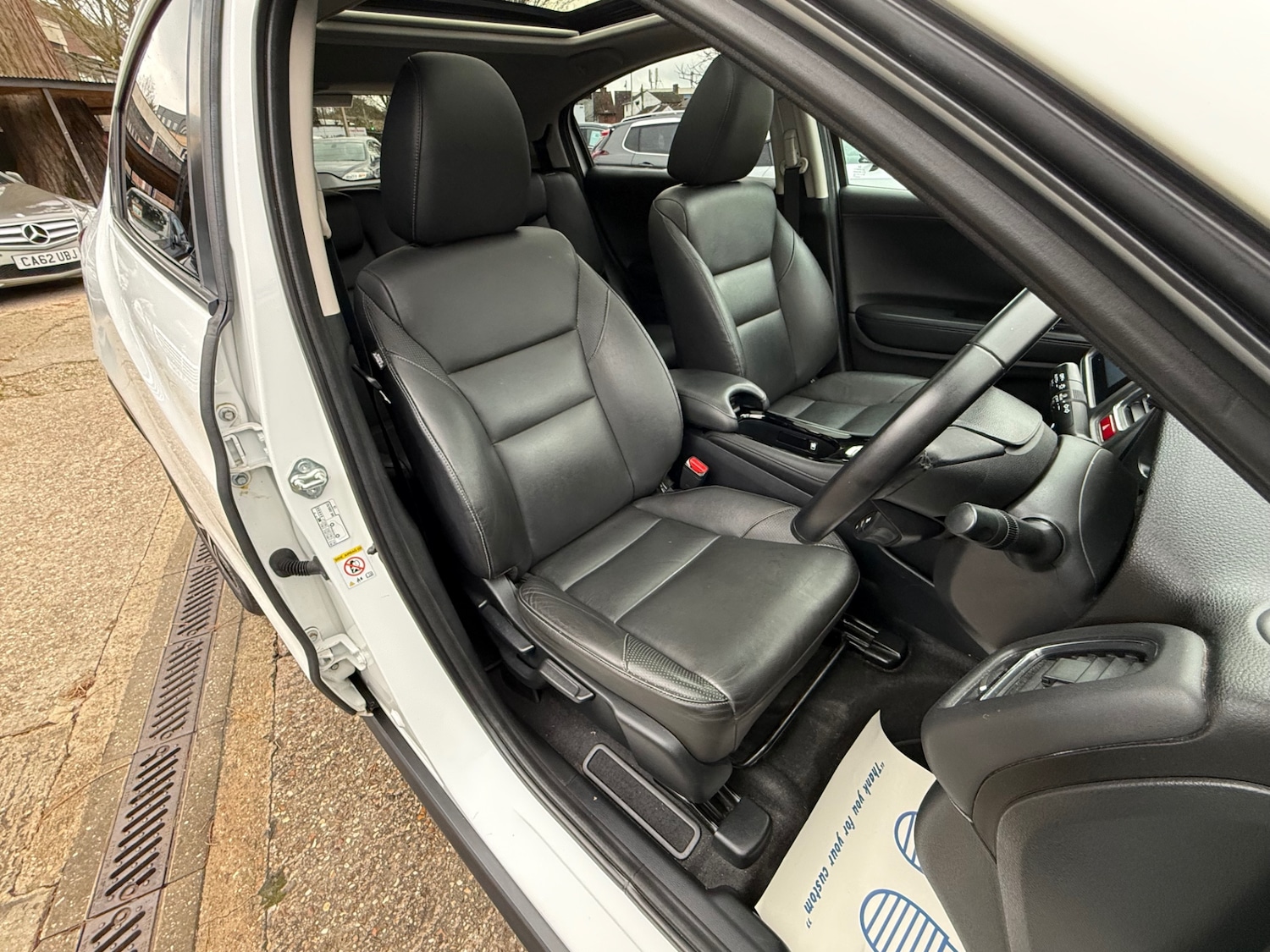 Used Honda HR-V 2015 for sale - 76920191: Photo 13