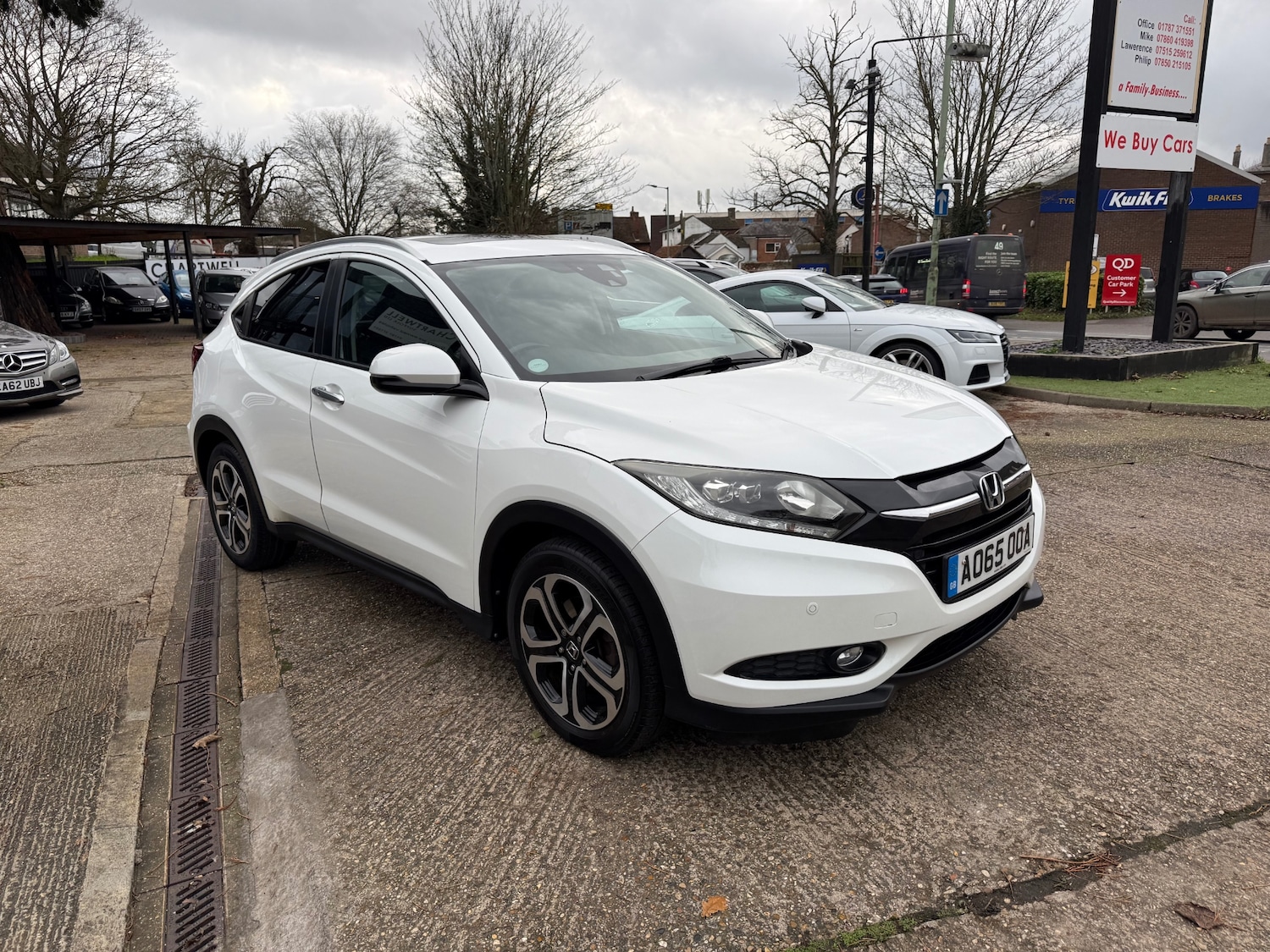 Used Honda HR-V 2015 for sale - 76920191: Photo 6