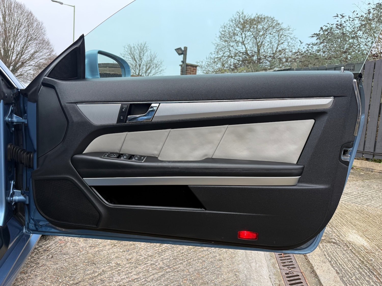 Used Mercedes-Benz E Class 2009 for sale - 77323885: Photo 17