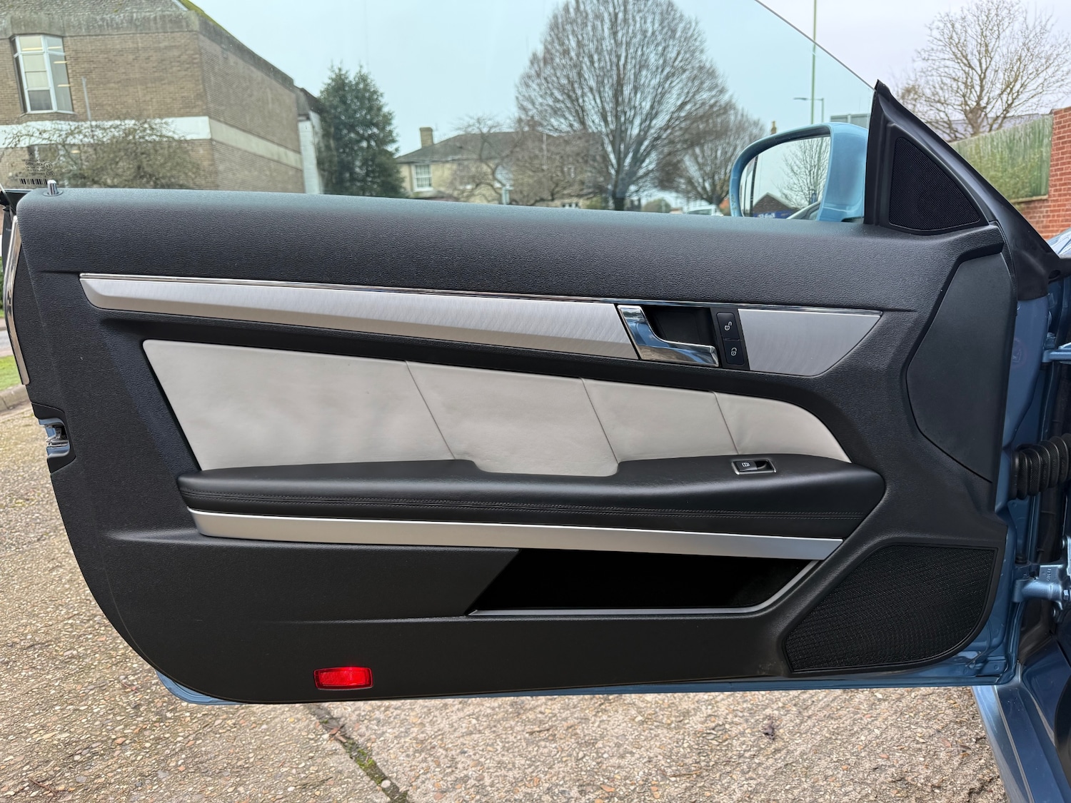 Used Mercedes-Benz E Class 2009 for sale - 77323885: Photo 24