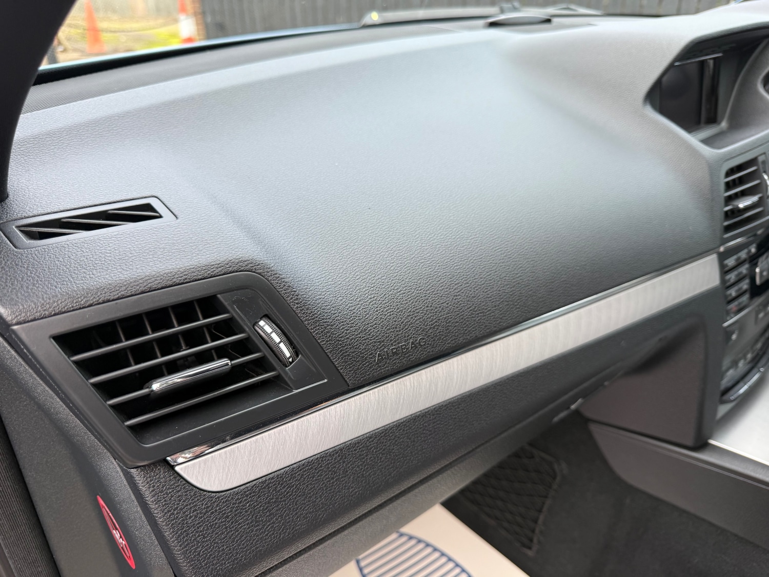 Used Mercedes-Benz E Class 2009 for sale - 77323885: Photo 28