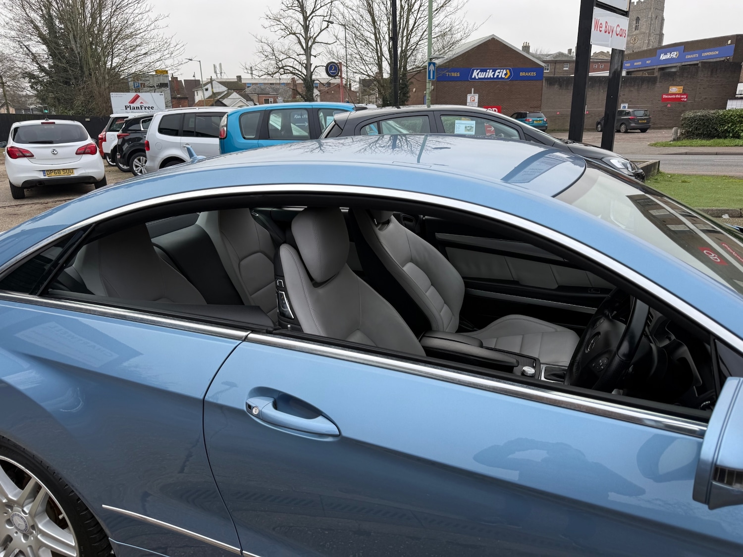 Used Mercedes-Benz E Class 2009 for sale - 77323885: Photo 61