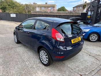 Used Ford Fiesta 2015 for sale - 79798873: Photo