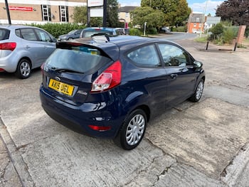 Used Ford Fiesta 2015 for sale - 79798873: Photo