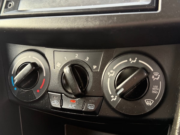 Used Suzuki Swift 2016 for sale - 75982064: Photo 43