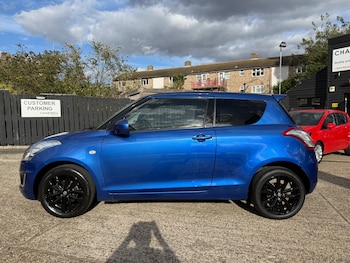 Used Suzuki Swift 2016 for sale - 75982064: Photo 4