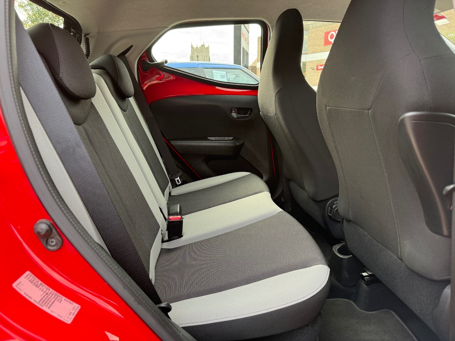 Used Toyota AYGO 2018 for sale - 76144499: Photo 19