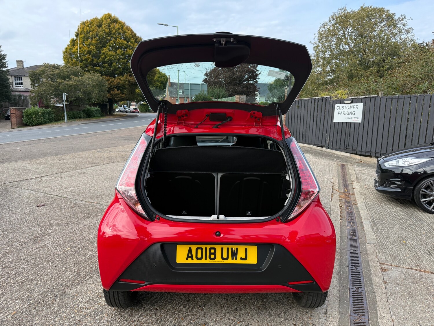 Used Toyota AYGO 2018 for sale - 76144499: Photo 28