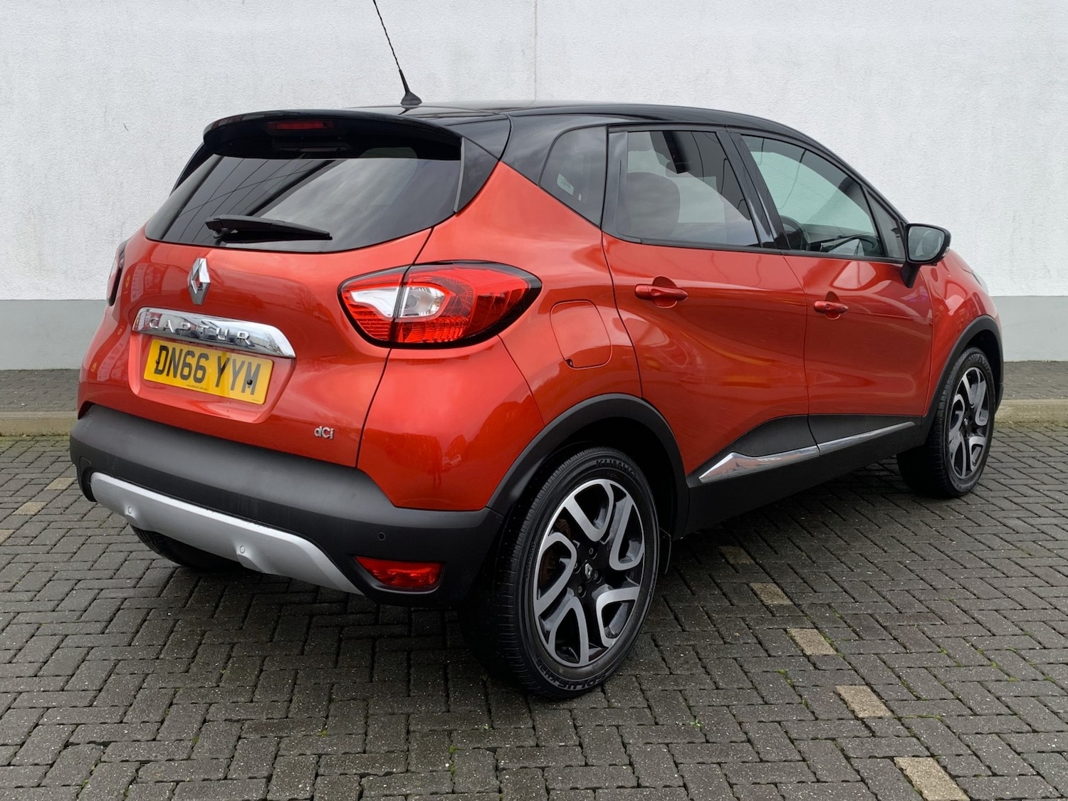 Used Renault Captur 2016 for sale - 76334784: Photo 10