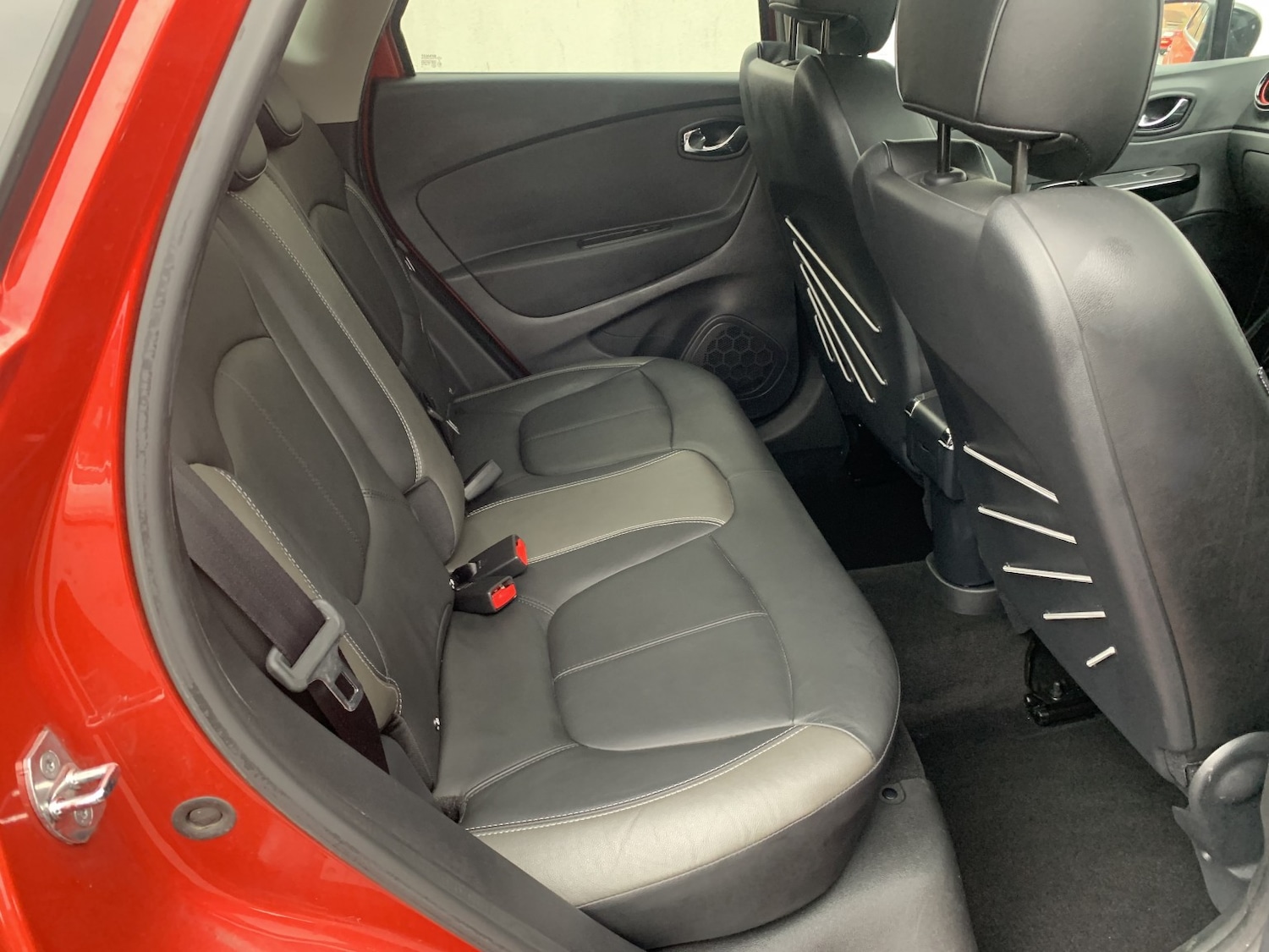 Used Renault Captur 2016 for sale - 76334784: Photo 8