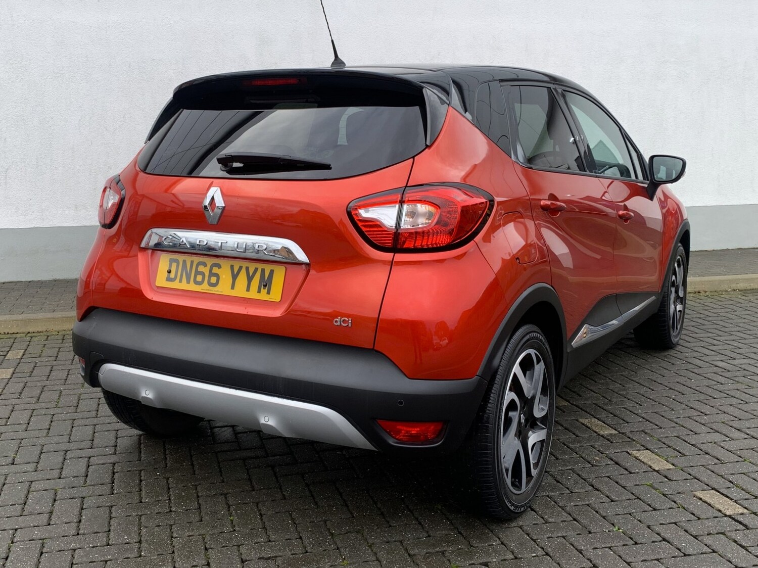 Used Renault Captur 2016 for sale - 76334784: Photo 9