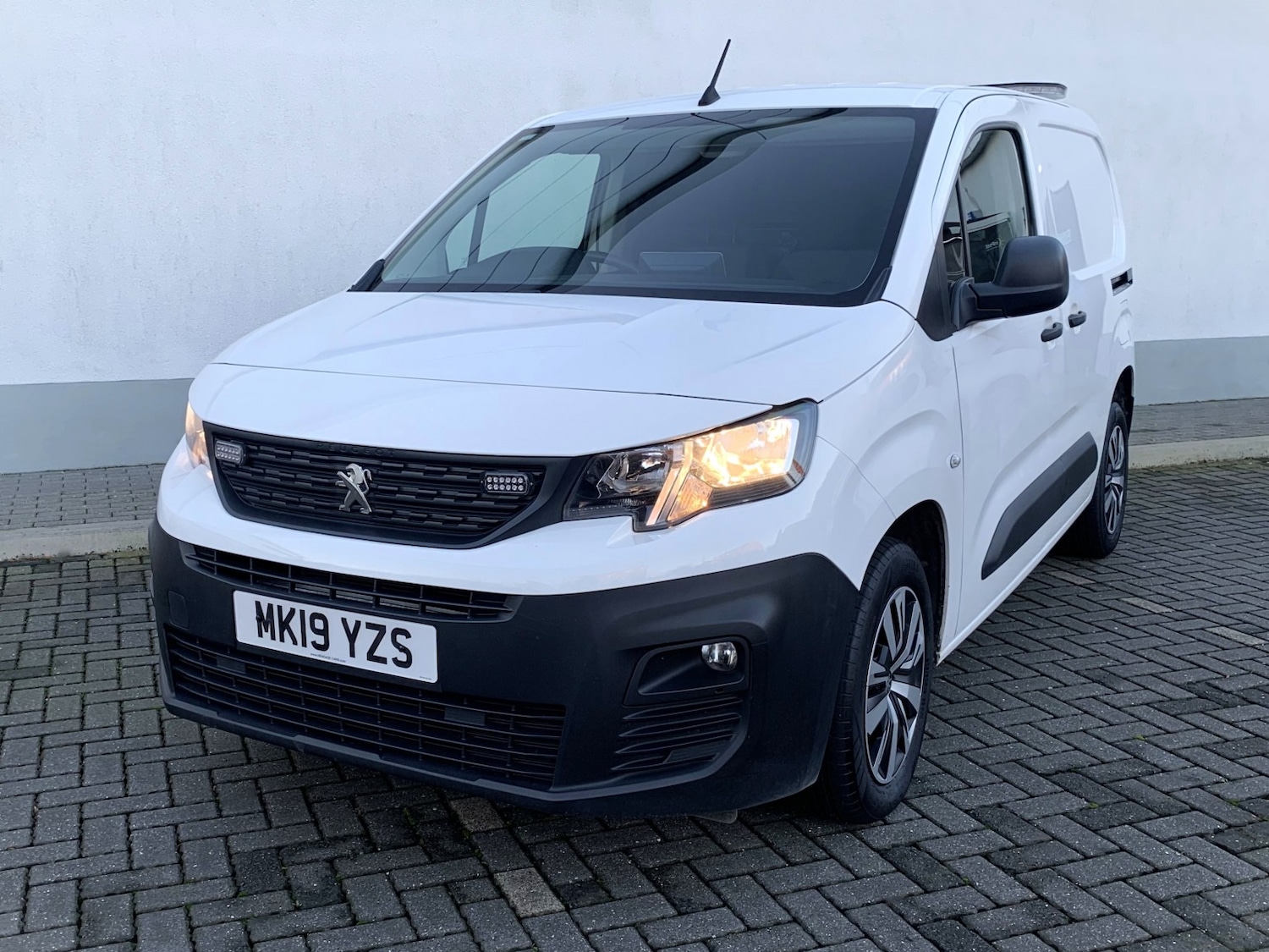 Used Peugeot Partner 2019 for sale - 76751880: Photo 7