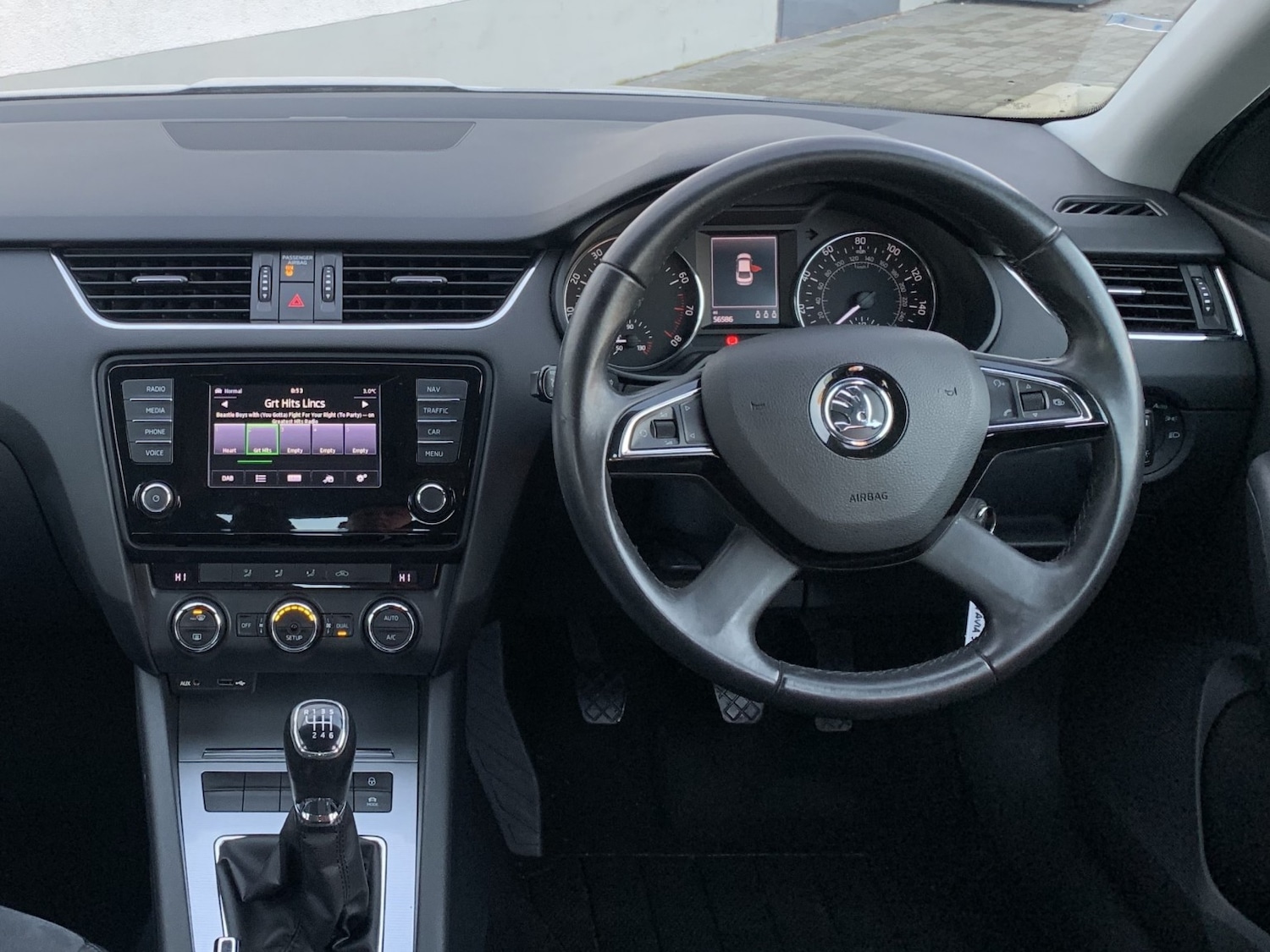 Used Skoda Octavia 2013 for sale - 76821603: Photo 2