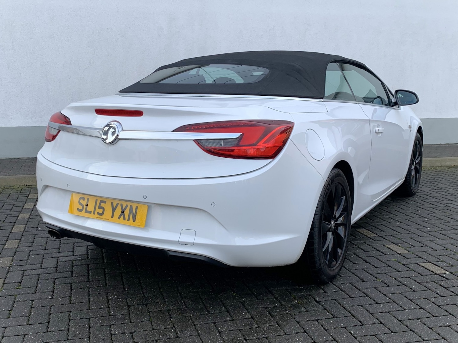 Used Vauxhall Cascada 2015 for sale - 76305502: Photo 9