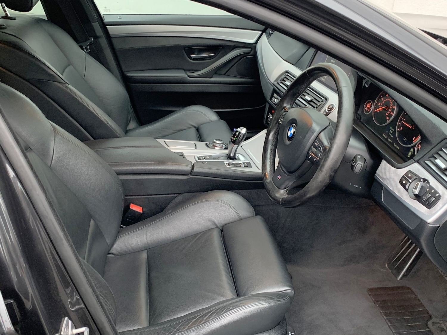 Used BMW 5 Series 2011 for sale - 76246113: Photo 5