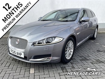 2015 - ESTATE 2.2 D LUXURY AUTOMATIC 5-Door