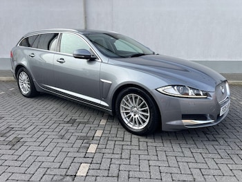 Used Jaguar XF 2015 for sale - 75561538: Photo