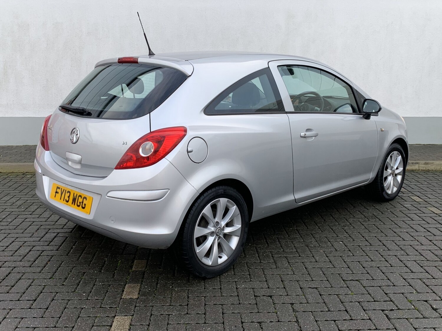 Used Vauxhall Corsa 2013 for sale - 76439880: Photo 10