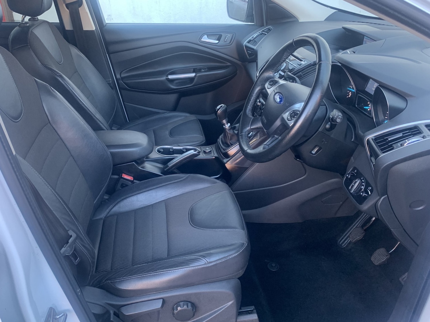 Used Ford Kuga 2015 for sale - 76324719: Photo 5