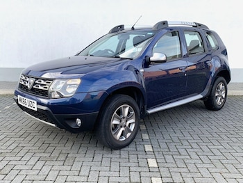 Used Dacia Duster 2016 for sale - 76794393: Photo