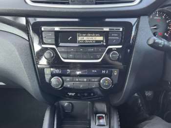 Used Nissan Qashqai 2015 for sale - 74905528: Photo