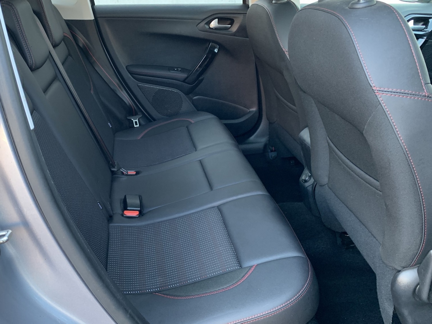 Used Peugeot 2008 2017 for sale - 77595295: Photo 8