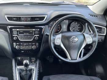 Used Nissan Qashqai 2015 for sale - 75160387: Photo