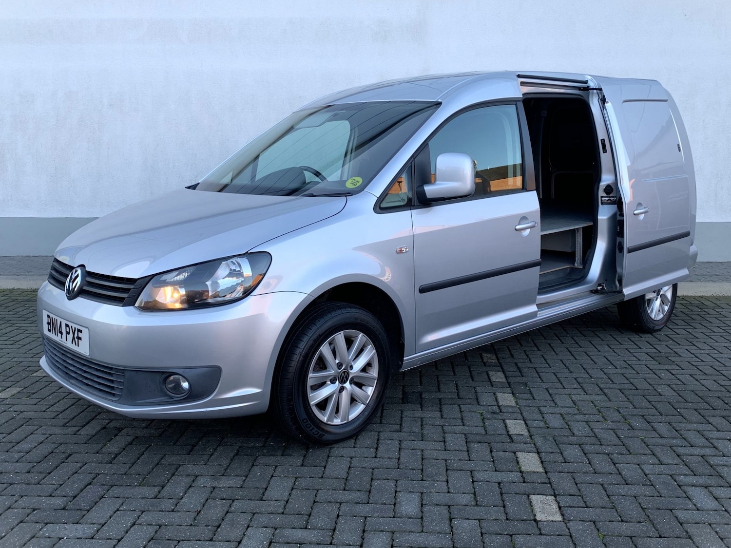 Used Volkswagen Caddy Maxi 2014 for sale - 76769506: Photo 4