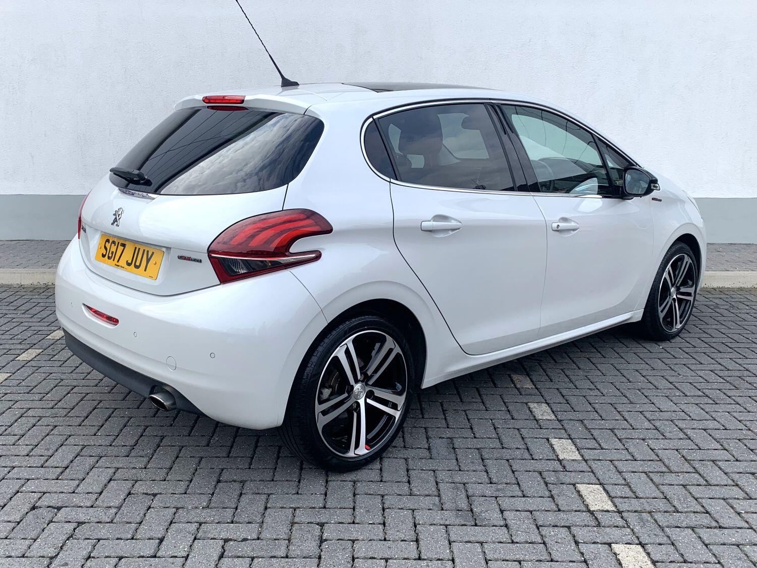 Used Peugeot 208 2017 for sale - 76170419: Photo 10