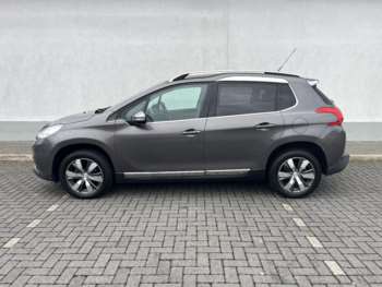 Used Peugeot 2008 2015 for sale - 75160469: Photo
