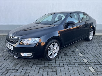 Used Skoda Octavia 2014 for sale - 76358030: Photo