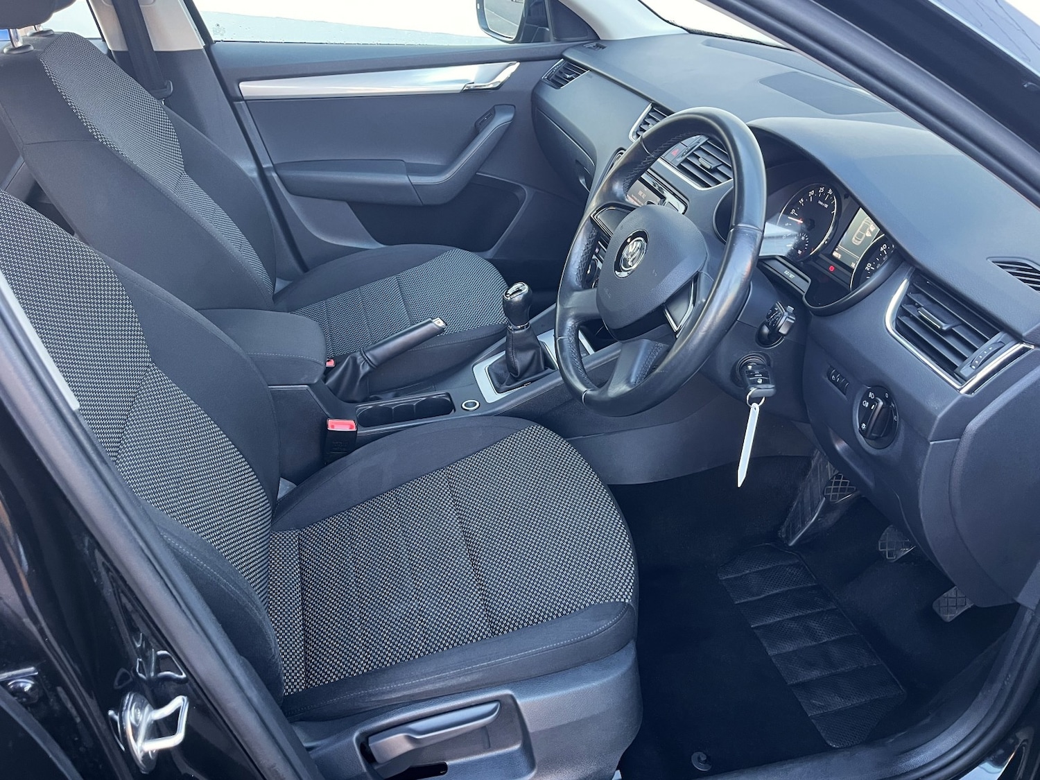 Used Skoda Octavia 2014 for sale - 76358030: Photo 5