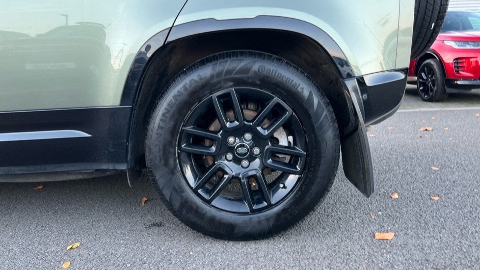 Used Land Rover Defender 2022 for sale - 76597917: Photo 33