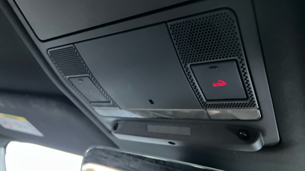 Used Land Rover Defender 2022 for sale - 76597917: Photo 45