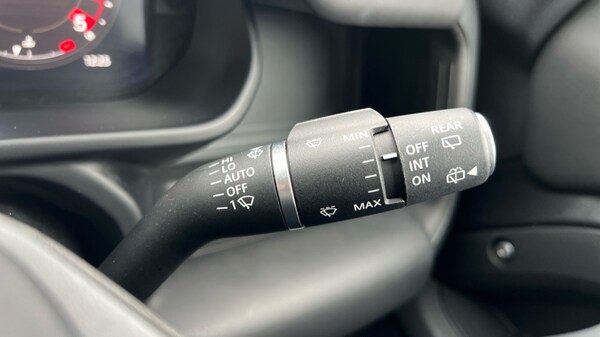 Used Land Rover Defender 2024 for sale - 76130819: Photo 57