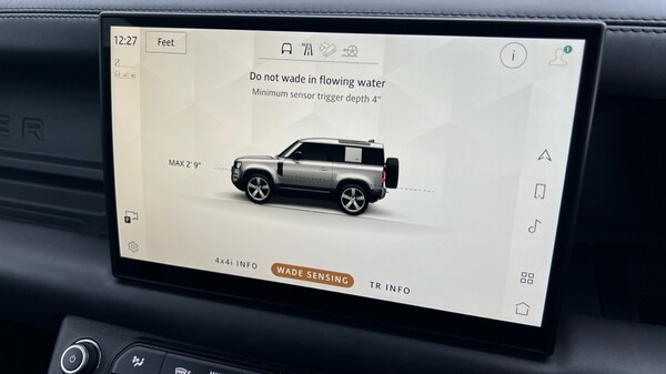 Used Land Rover Defender 2024 for sale - 76130819: Photo 64