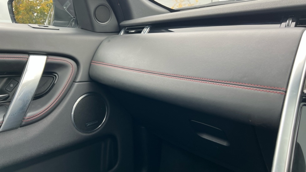 Used Land Rover Discovery Sport 2023 for sale - 76117071: Photo 22