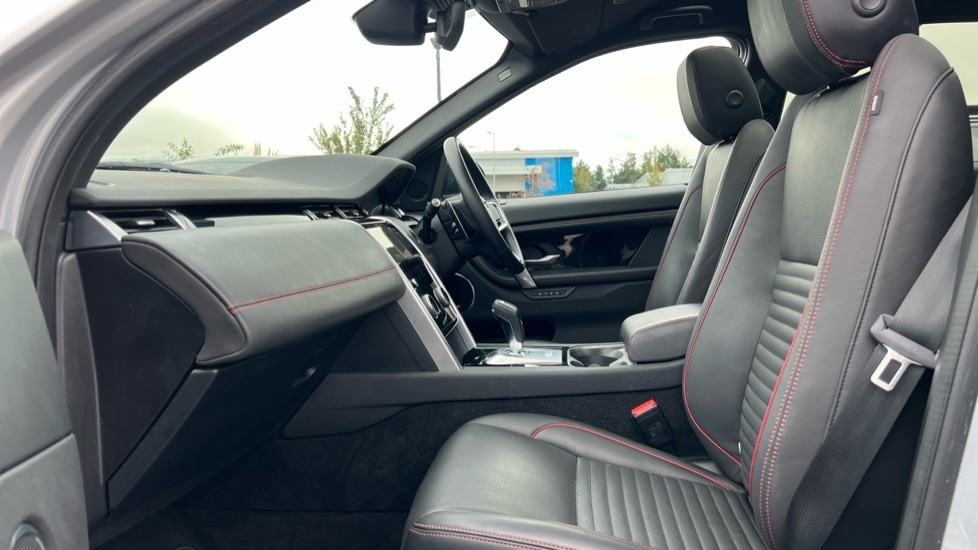 Used Land Rover Discovery Sport 2023 for sale - 76117071: Photo 3