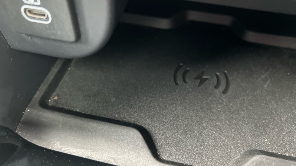 Used Land Rover Discovery Sport 2023 for sale - 76117071: Photo 39