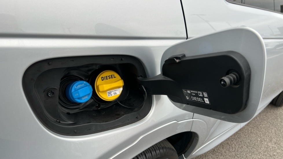 Used Land Rover Discovery Sport 2023 for sale - 76117071: Photo 49