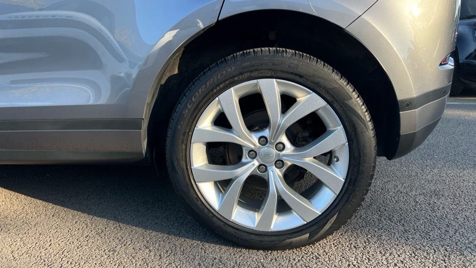 Used Land Rover Range Rover Evoque 2019 for sale - 76183809: Photo 33