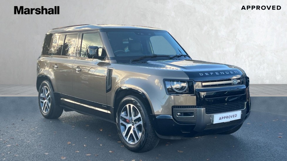 Used Land Rover Defender 2024 for sale - 76297463: Photo 1