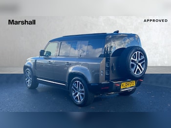 Used Land Rover Defender 2024 for sale - 76297463: Photo